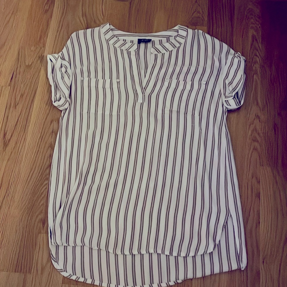 Jones New York white and brown striped tunic